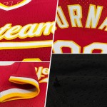 Maillot de baseball noir personnalisé authentique rouge-crème